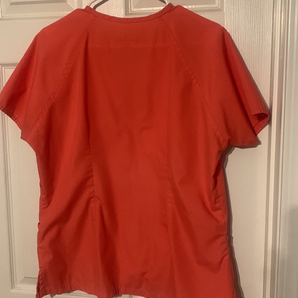 Scrub Top - Picture 3 of 3
